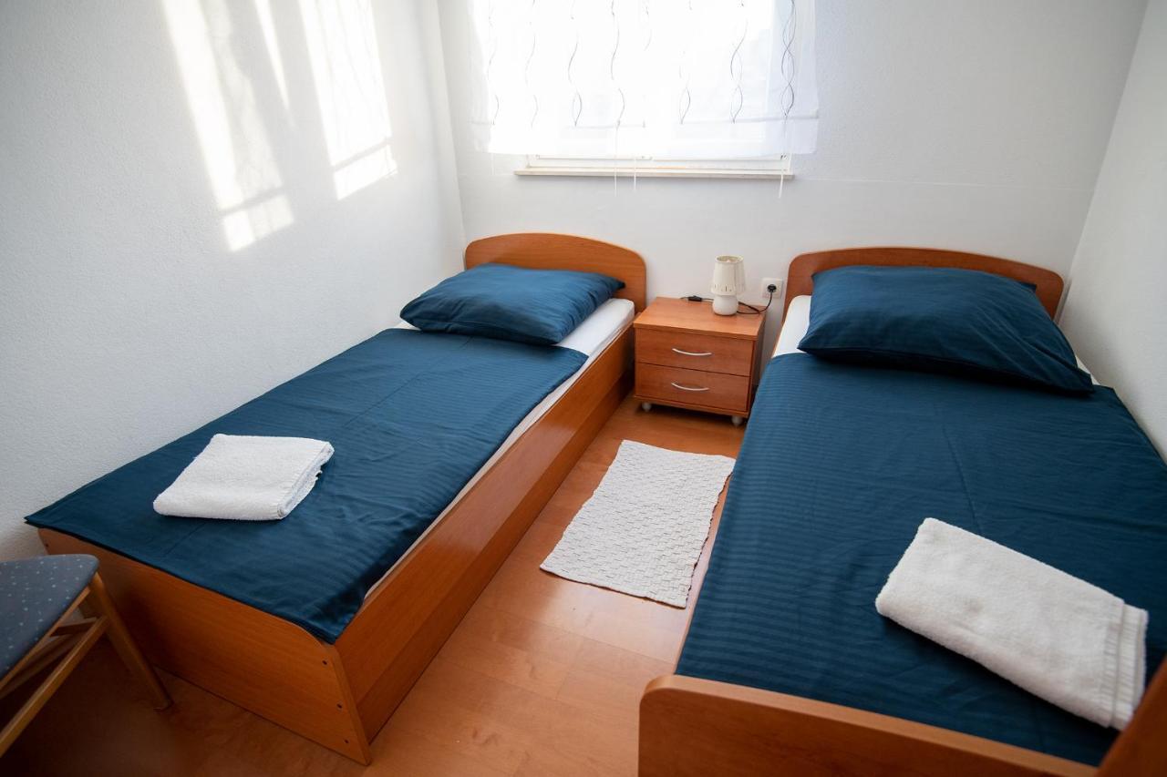 Apartments Mamut トロギール エクステリア 写真