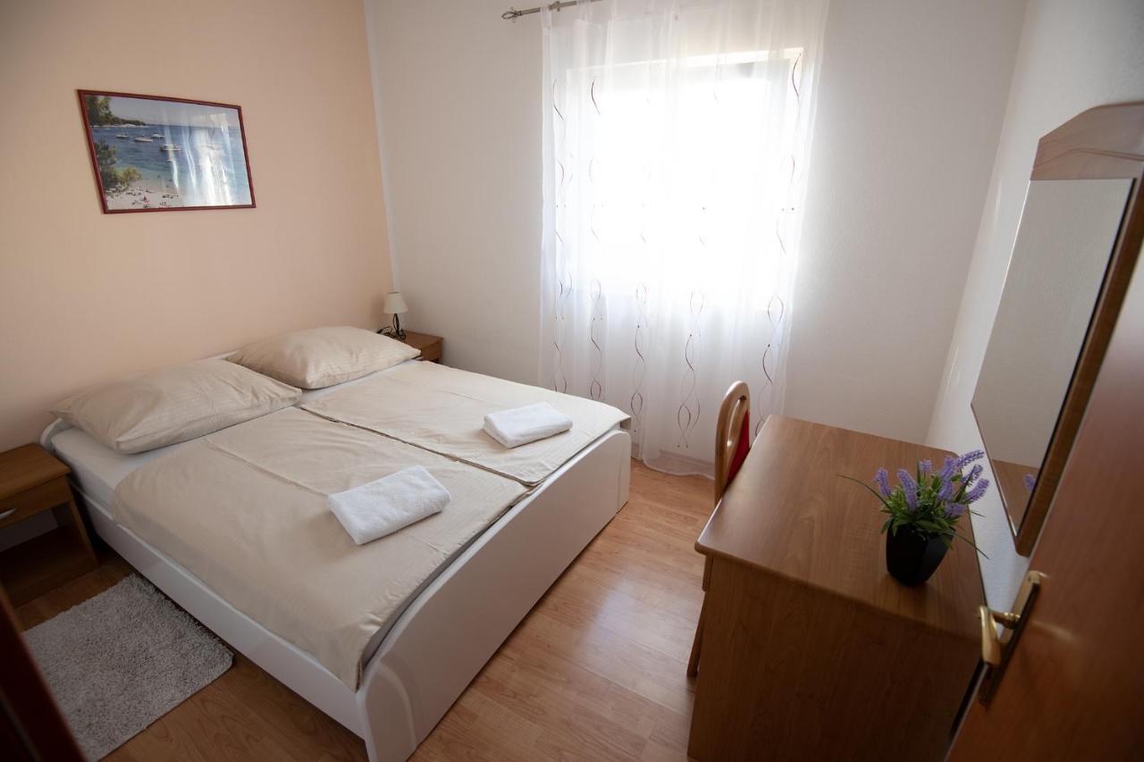 Apartments Mamut トロギール エクステリア 写真
